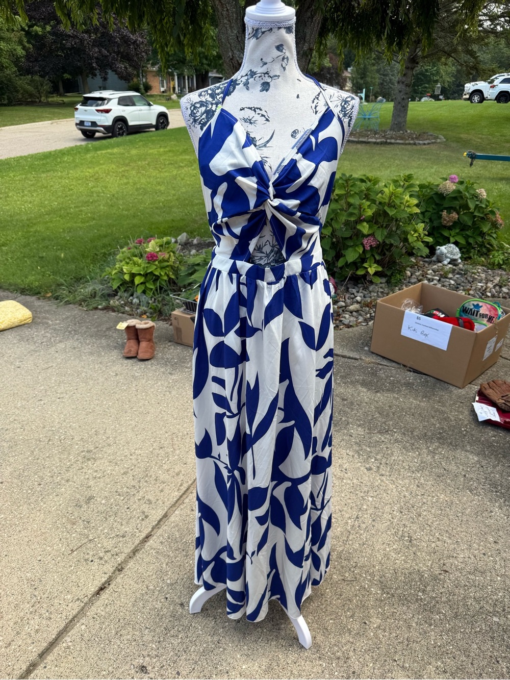 Blue & White Twist-Front Maxi tropical dress